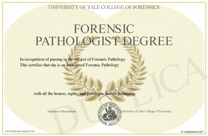 How do you become a forensic pathologist?